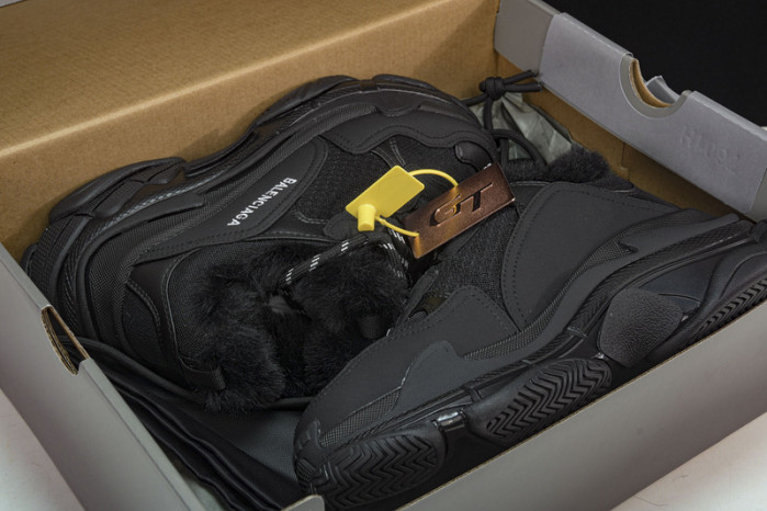 bl triple s trainers -kickze bl71